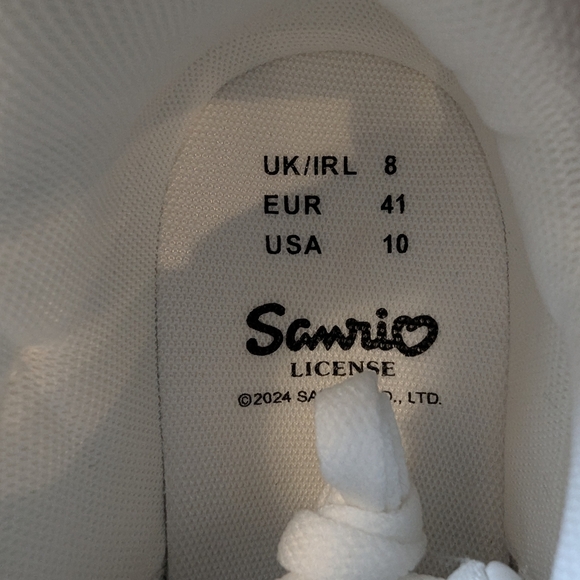 Sanrio Hello Kitty Platform Sneakers White Woman's Size 10 EU 41 New - Picture 6 of 15
